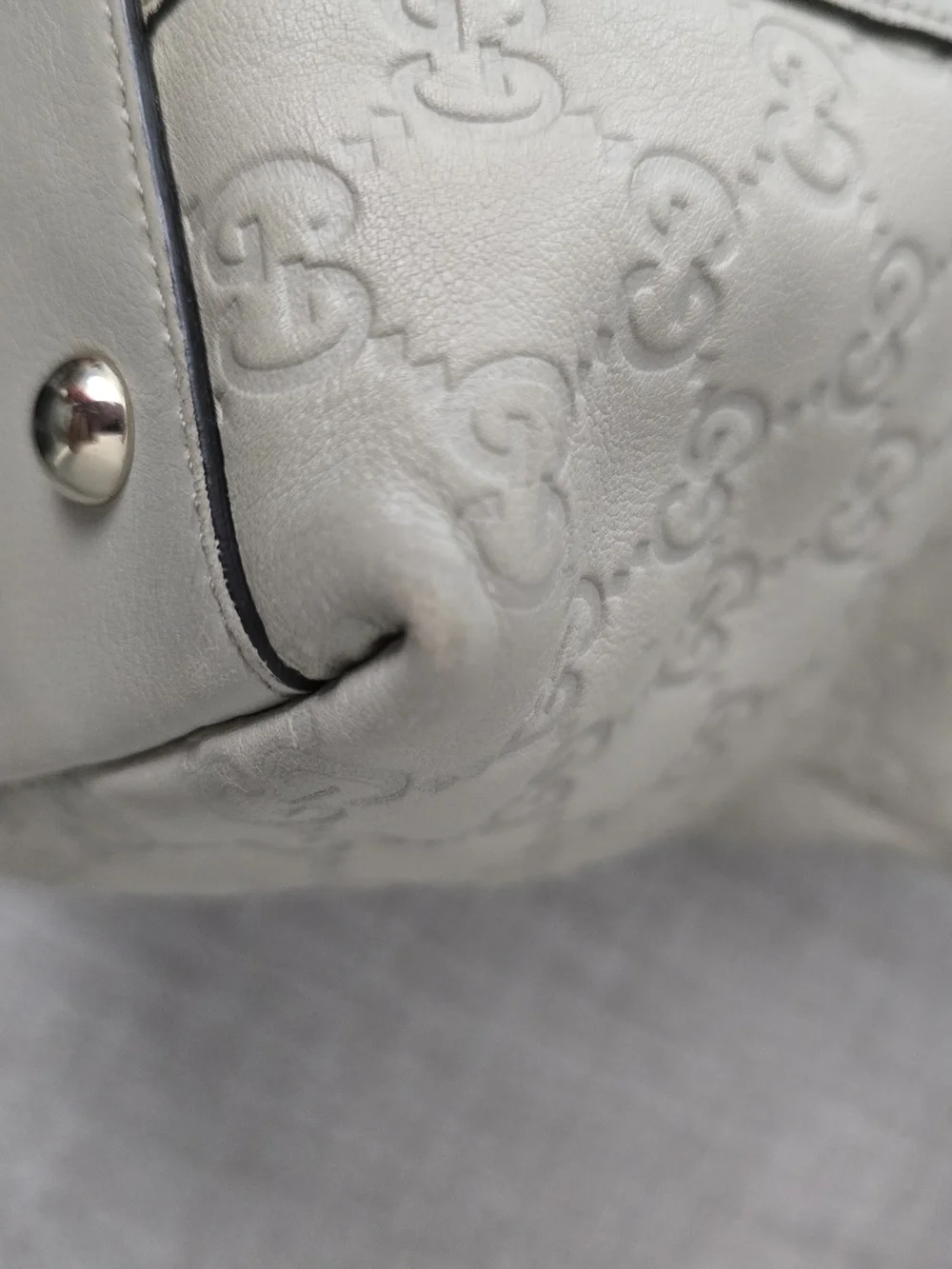 100% Authentic Gucci Cream Guccissima Leather Abbey D-Ring Tote - Picture 14 of 16